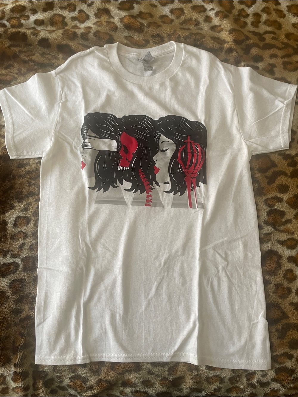 Gildan White Heavy Cotton Crewneck Shirt